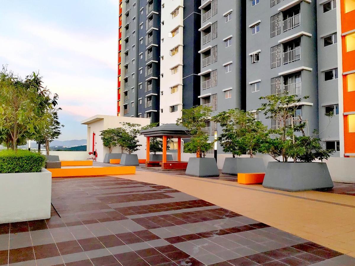 Alanis Residence 7 Pax @ Sepang Klia Kota Warisan المظهر الخارجي الصورة
