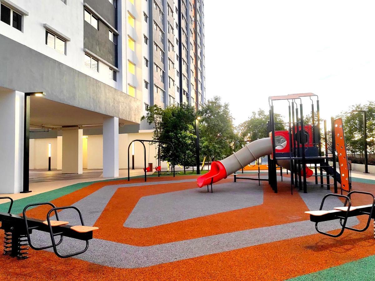 Alanis Residence 7 Pax @ Sepang Klia Kota Warisan المظهر الخارجي الصورة